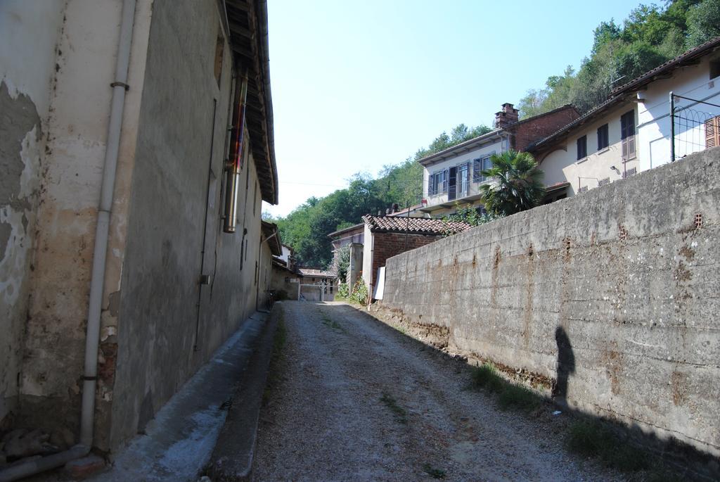 Apartments Casa nel Verde Rocchetta Tanaro Esterno foto