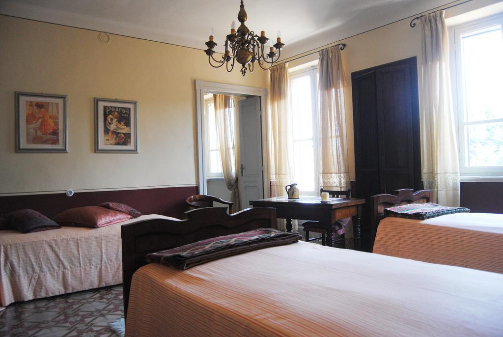 Apartments Casa nel Verde Rocchetta Tanaro Camera foto